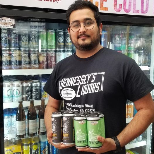 Find your fave Shovel Town cans at Hennessey’s in Easton, MA — with our friend J