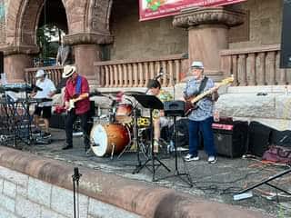 Great band on the steps of Oakes Ames Hall tonight! COMMENT below, if you came b
