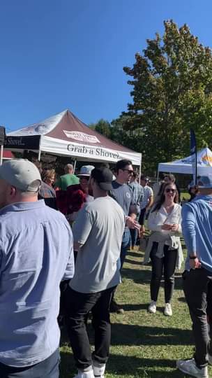 Team STB rockin’ the Cape Cod Brew Fest 👋🏻🙌🏻 🍻 Cheers to sunny Saturdays — wish